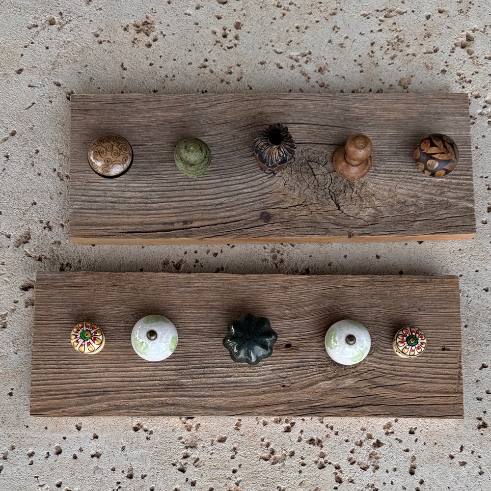Rustic Wood Wall Hook Rack with Decorative Ceramic Knobs - Brown & Green